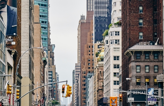 NYC-তে টাকা বাঁচানোর সেরা উপায়